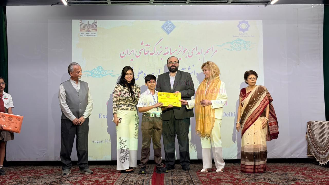 Mayoor School Students Shine at SKE-4 Art Competition!
